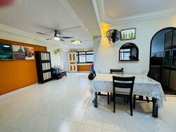 Blk 299 Bukit Batok Street 22 (Bukit Batok), HDB Executive #502426771